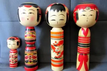 Kokeshi ningyo traditional. Shiroishi-Zao.