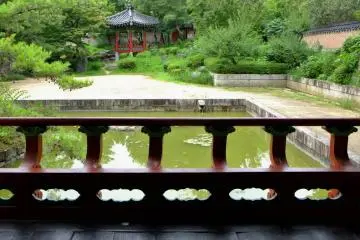 Korean garden, gazebo to gazebo