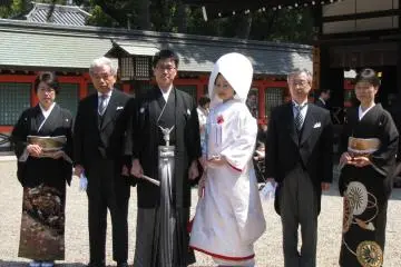 Bride & groom with parents from both sides