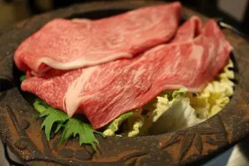 Matsusaka beef sukiyaki at Shoutouan