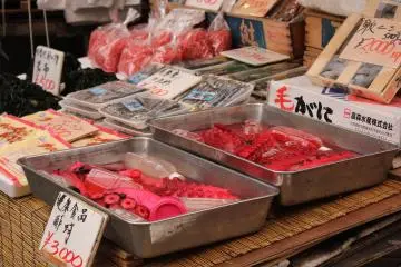 Tentáculos de pulpo, uno encuentra una variedad impresionante de mariscos aquí.