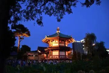 Bentendo temple under the twilight blue sky