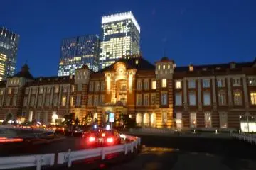 Tokyo Station at night
