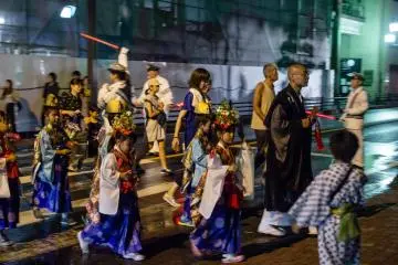 Parade di malam hari 