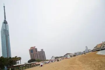 Fukuoka Tower oversees Momochi Beach