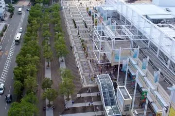 The Tempozan Marketplace and its outdoor plaza from the Ferris wheel.