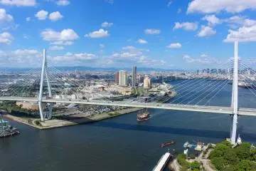 The view of downtown Osaka from the Tempozan Marketplace's Ferris wheel.