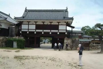 Castle Entrance 