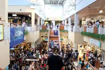 Then Tempozan Marketplace's main entrance event space.