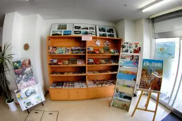 Gallery image