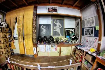 Gallery image