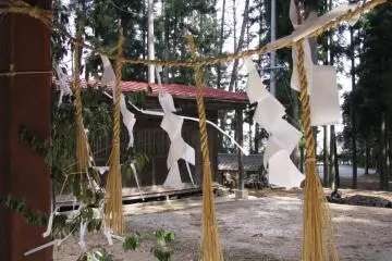 Shinto symbol - shimenawa (made of rise straw and paper)