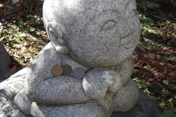A cute little Buddhist statue