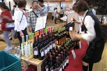Gallery image