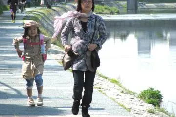 Hayaku (Hurry up)!