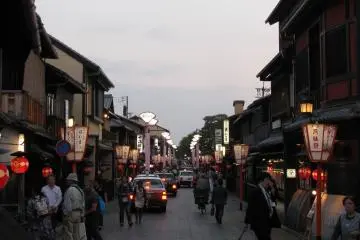 Hanami street by night is getting busy