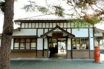 Gallery image