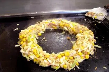 Ingredients were formed into a ring shape