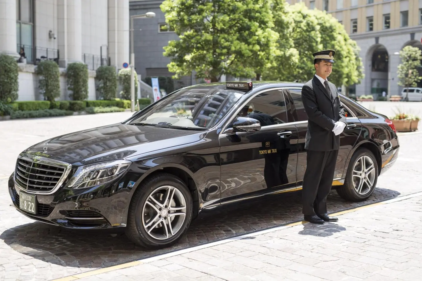 MK Taxi: Stellar Service, Stylish Cars and Exclusive Tours