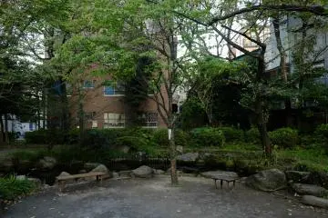 Ikejiri Ohashi yang sunyi