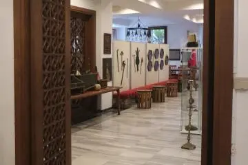 Pintu masuk ke Pusat Kebudayaan Turki