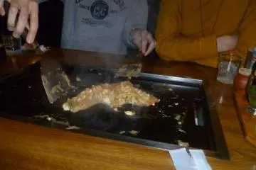 Takasaki okonomiyaki restaurant "つくしんぼ鉄板ハウス‎ "