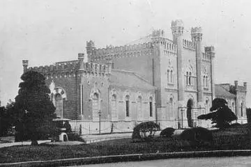A picture of how the museum looked during the Meiji era.