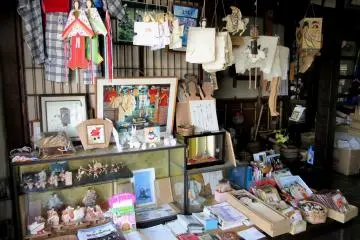 Gallery image