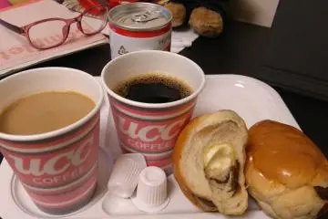Set sarapan yang menyenangkan