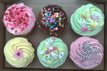 Lola's Cupcakes [Cerrado]