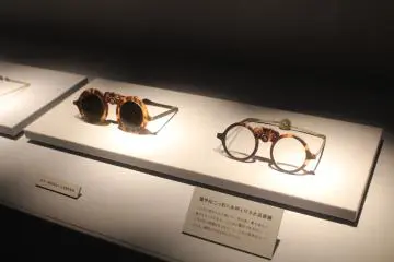 Early glasses brought over from China