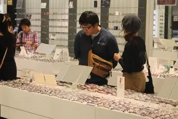 Looking through more than 3,000 available frames