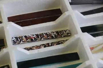 Selecting the material for custom glasses creation
