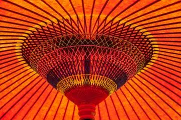 Colors and geometry