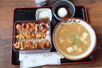 A set meal with the soup (Photo: Joe Kelley)