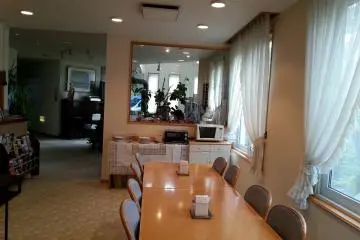 Where breakfast was served