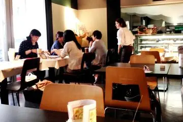 하라주쿠 종루에서 카페 드 테이크