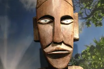 Discover the seafaring ways of the ancient people of the Pacific at the Oceanic Museum