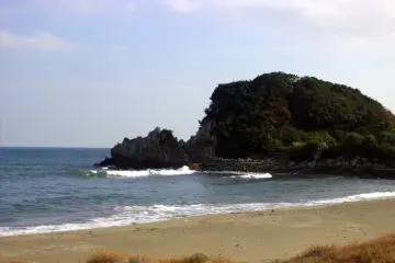Any bit of coast in the Seto Inland Sea can catch you off guard with its island beauty