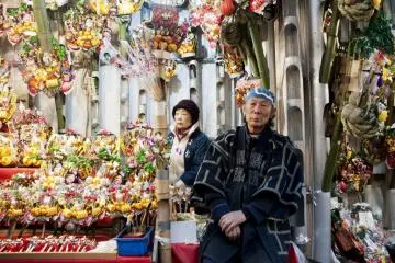 A seller of Kumade Rakes