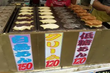 Taiyaki in the making