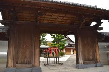 Entrance to the temple