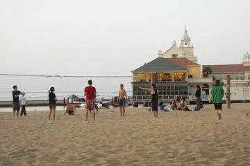 Beach volleyball courts are available here
