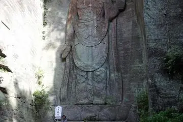 Hyaku-shaku Kannon (Photo: Scott Hedlund)