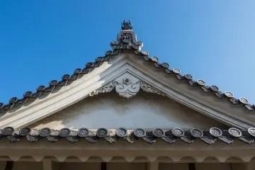 Beautiful details at Himeji Castle