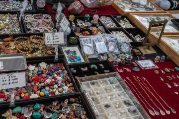 Gems and jewels at a great price 