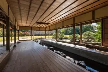 A small stream runs through the Ryuten Pavilion