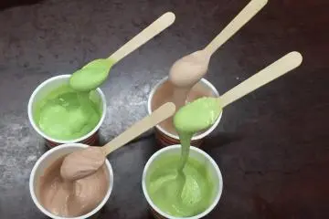 Voici des glaces prêtes à être dégustées.