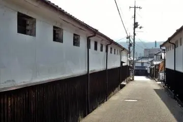 From the warehouse (on the left), Yanai's historic main street is straight ahead