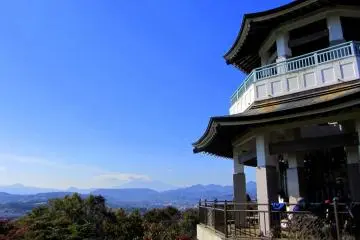 อุทยานภูเขาโคะโบะมองไปยังเมืองฮะดะโนะและภูเขาฟูจิ